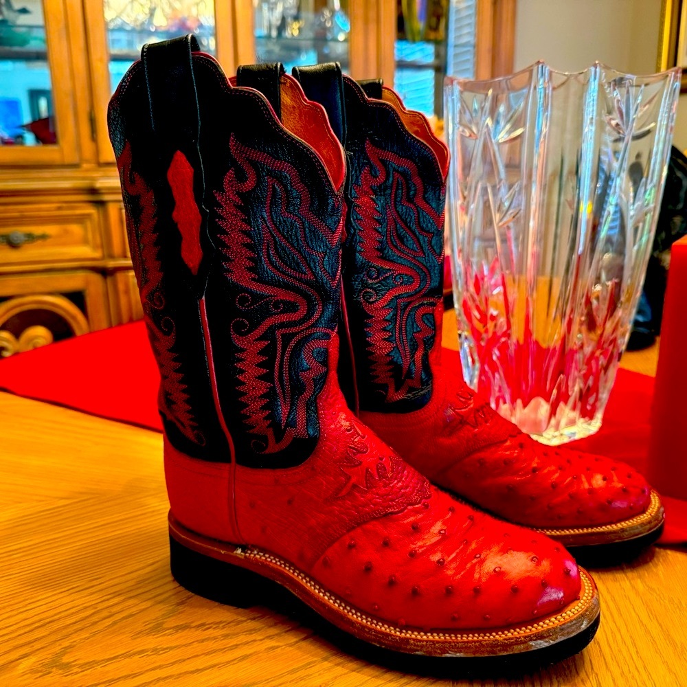 Lucchese Women’s Full Quill Ostrich Cowboy Boots Size 7